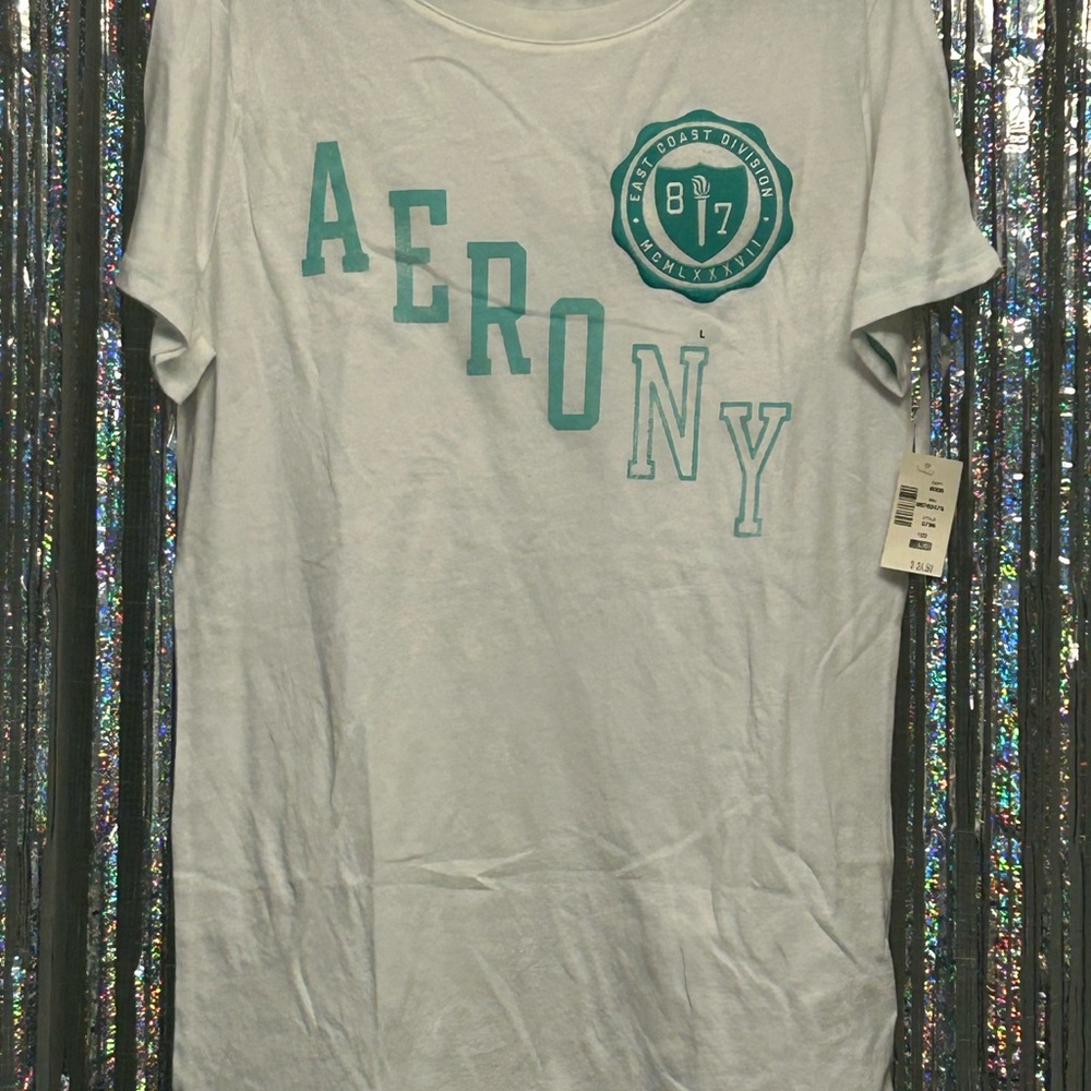 Aeropostale White Tee with Teal Print